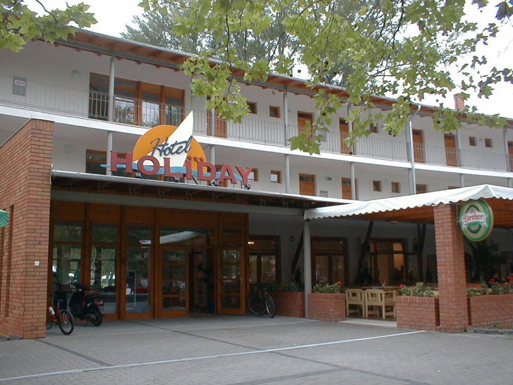 Hotel Holiday Σίοφοκ Εξωτερικό φωτογραφία