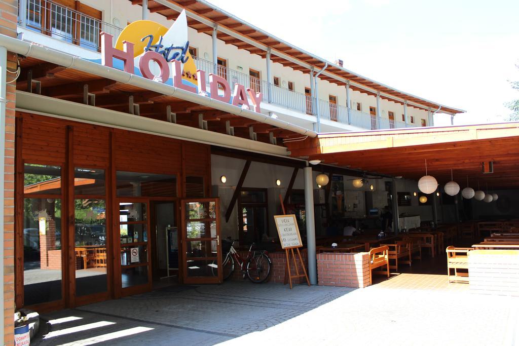 Hotel Holiday Σίοφοκ Εξωτερικό φωτογραφία